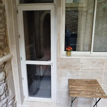 Apartment Centre Sur Ceze